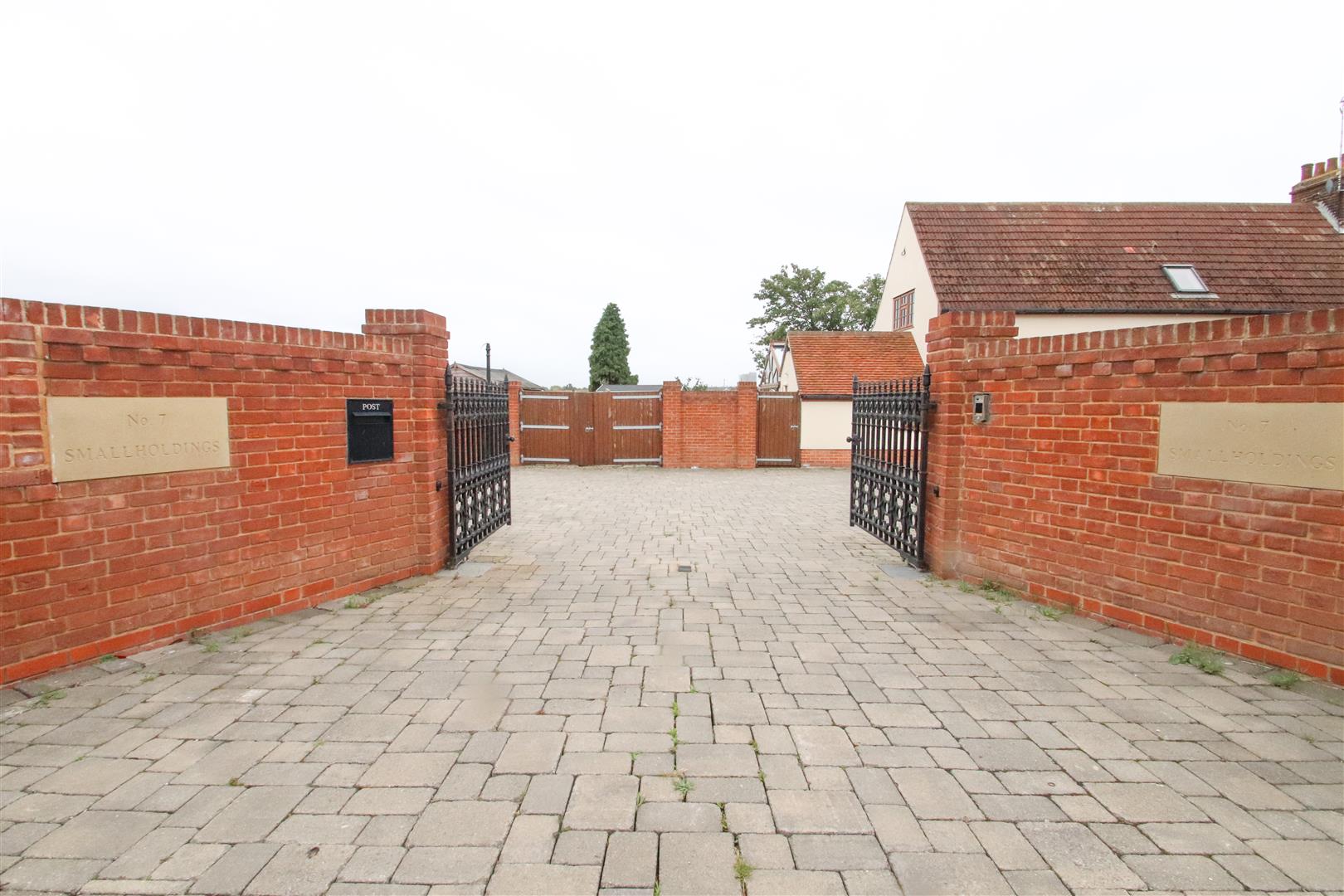 Appointmoor Eastwoodbury Lane, SouthendOnSea